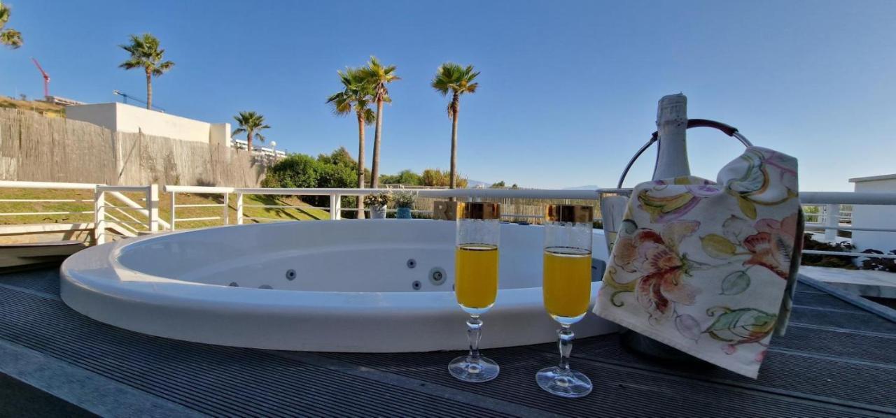 Casares Del Mar Luxury Apartment Màlaga Exteriér fotografie